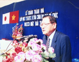 496B2011.jpg
